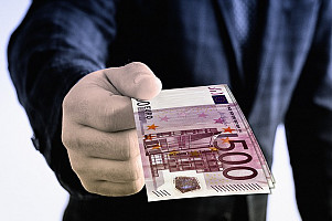 Gli appalti sottosoglia d'interessa transfrontaliero e gli obblighi di trasparenza e pubblicità