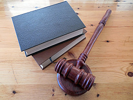 Illegittimo il licenziamento per falsa dichiarazione dei requisiti valutati dalla commissione di gara