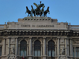 Corte di Cassazione: è inammissibile una sanatoria parziale di un abuso edilizio