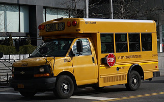 Servizio scuolabus gratuito nei mini-enti