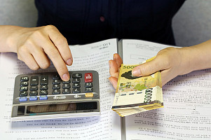 Spesa ridotta di più del 50% per i Comuni, con il debito allo Stato