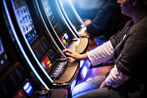 sulla-configurabilita-del-subingresso-nellesercizio-delle-sale-da-gioco-e-sulla-possibilita-di-mantenere-in-esercizio-sale-da-gioco-esistenti-in-deroga-al-limite-distanziometrico-nella-regione-lazio-